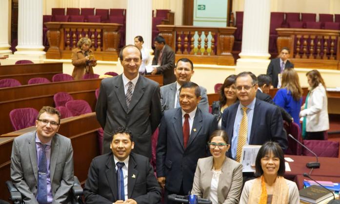 Delegates from the Peru Ministry and IDA delegates